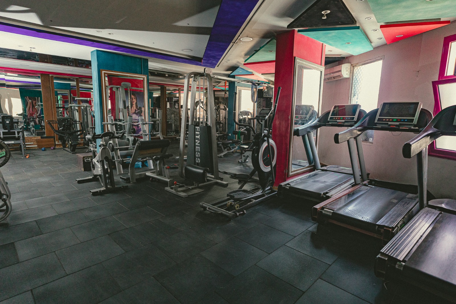 Dr Gym fitness equipment and training area